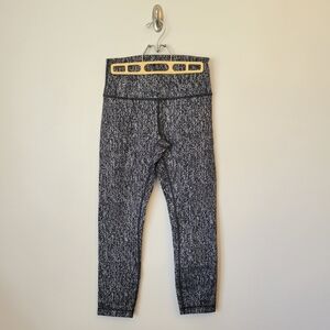 Lululemon Athletica High Times Legging, Suited Jacquard, Black & White, Sz 6